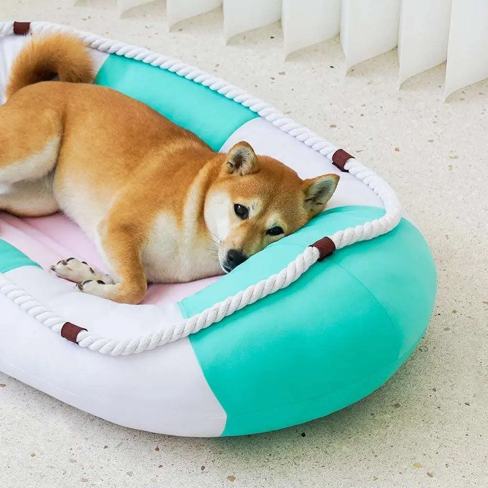 Cooling Pet Bed: Canoe-Shaped Design for Summer Comfort