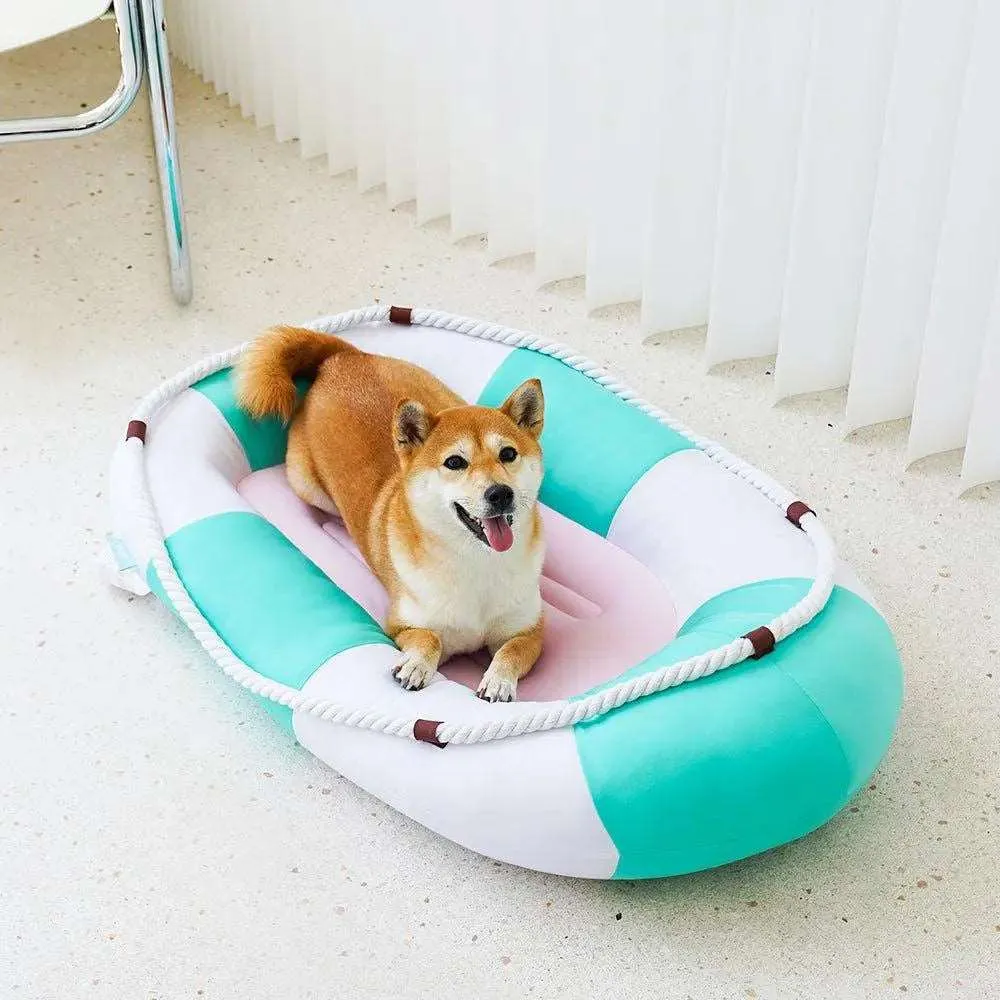 Cooling Pet Bed: Canoe-Shaped Design for Summer Comfort